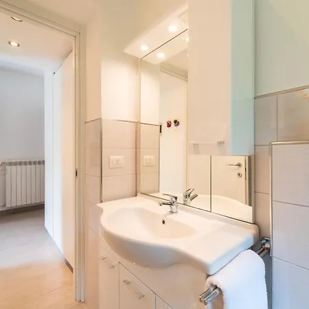 Apartment Lobelia With Terrace By Wonderful Italy